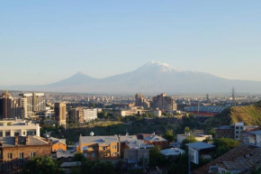 Nice Apartment 2 with best Yerevan and ARARAT view